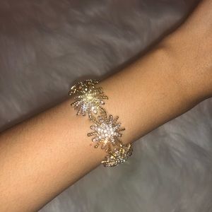 Gorgeous gold star diamond bracelet